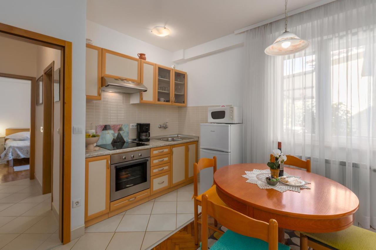 With A Parking Space - 2216 Apartment Porec